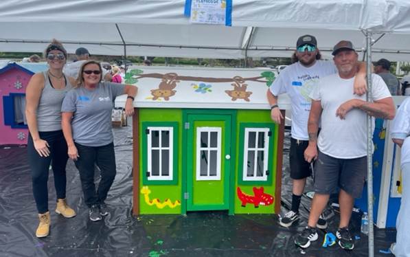 VIC Employees at Build day event